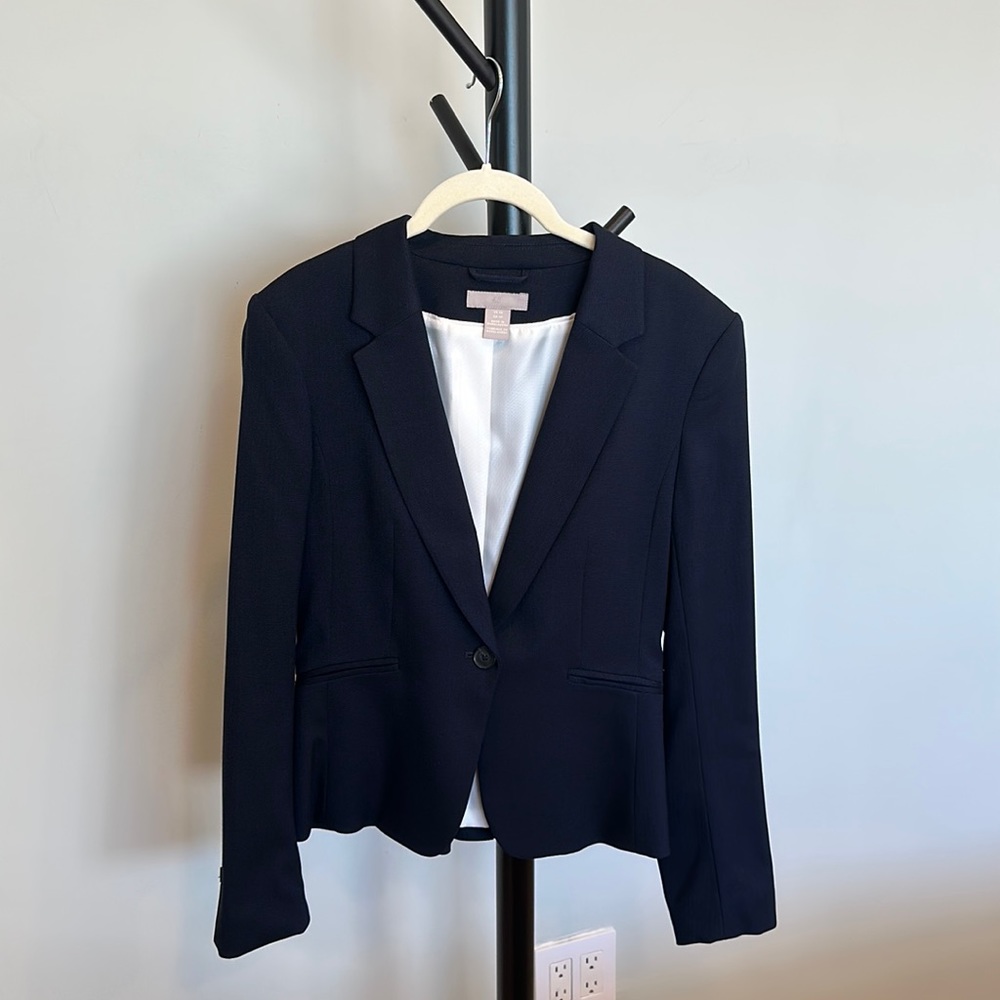H&M Women’s Navy Blazer (xs)